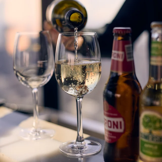 Happy Hour, but make it sky-high! 🍸🌇
2-for-1 drinks* at Bar 88? Don’t mind if we do.
Until 29 March, unwind above the city with wines, beers, and our cocktails of the week, all served with THAT Melbourne view.

⏰ Daily from 4–6pm
📍 Melbourne Skydeck — Bar 88

Perfect for post-work catch-ups, sunset sips, or kicking off a night out on the town in the most fabulous way!✨

🎟️ General Admission to Melbourne Skydeck required to access Bar 88 Happy Hour.

*Terms & conditions apply. Visit the website for full details. 

#Melbourneskydeck #WhatsOnMelb #FebruaryInMelbourne #HappyHour #ObservationDeck