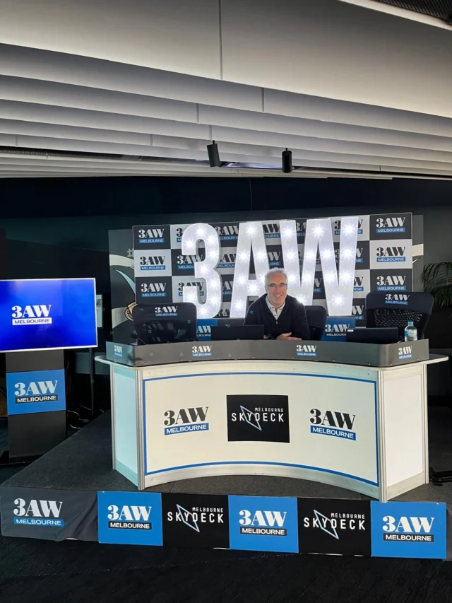 Live from @melbourneskydeck @3aw693! ☁️🏙️

We were thrilled to welcome 3AW Afternoons with Tony Moclair to Melbourne Skydeck today, broadcasting live from the clouds on Level 88 — right above the heart of Melbourne.

Tony even braved a step out onto The Edge… suspended 88 floors above the city! 😮✨

Here is a snippet of the behind-the-scenes fun and sky-high moments! 🙌

Thank you so much for visiting Tony & team! 

#melbourneskydeck #3aw #tonymoclair #Melbourne #whatsonmelb