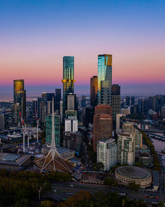 There’s something truly magical about Melbourne at sunrise… and just as magical at sunset. ✨

For a few fleeting moments each day, the city is painted in breathtaking shades of pink, purple and gold, creating a view that’s never quite the same twice.

📸 A stunning sunrise, beautifully captured by @absolute.scenes.photography. 🤍

#MelbourneSkydeck #MelbourneSunrise #MelbourneSunset #VisitMelbourne #Melbourne