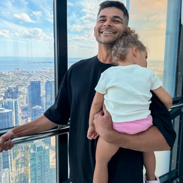 The best views are even better when they’re shared. 🤍🙌✨

There’s still plenty of time to make the most of the school holidays with our Family Fun Bundle, saving up to 20% on family tickets.

Whether you’re watching little faces light up at the view, stepping out on The Edge, or discovering Melbourne from 88 floors up, it’s a day out the whole family will remember.

✨ Family bundles from just $64
👶 Children aged 0–3 visit FREE
📅 Available until 20 July 2026

Book your family adventure now. ✨

📸 @chloesacco.cmc 🙌

#MelbourneSkydeck #FamilyFun #SchoolHolidays #VisitMelbourne #MelbourneFamilies