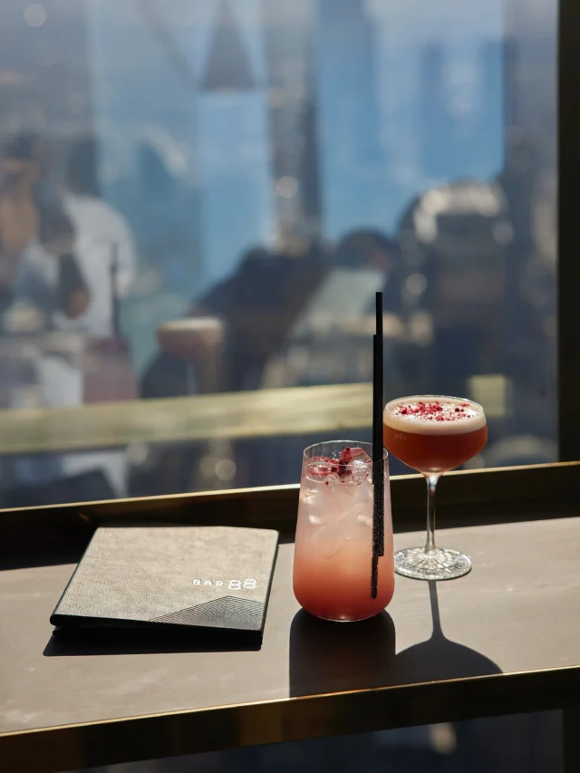 COCKTAILS IN THE CLOUDS 🍸☁️
Sip, soak it in, and see it all from above at Melbourne Skydeck.

Enjoy a signature cocktail at Bar 88 while taking in sweeping views of Melbourne, then step into the Voyager Theatre for an immersive VR journey through the city’s most iconic moments. ✨

🎟 Includes:
• Skydeck Admission
• Bar 88 Signature Cocktail
• Voyager Theatre VR Experience

Available daily from 12pm. No time slot needed — just arrive and enjoy. Allow around 1.5 hours to experience it all. ✨

#melbourneskydeck #cocktailintheclouds #cocktails #whatsonmelb #melbourne