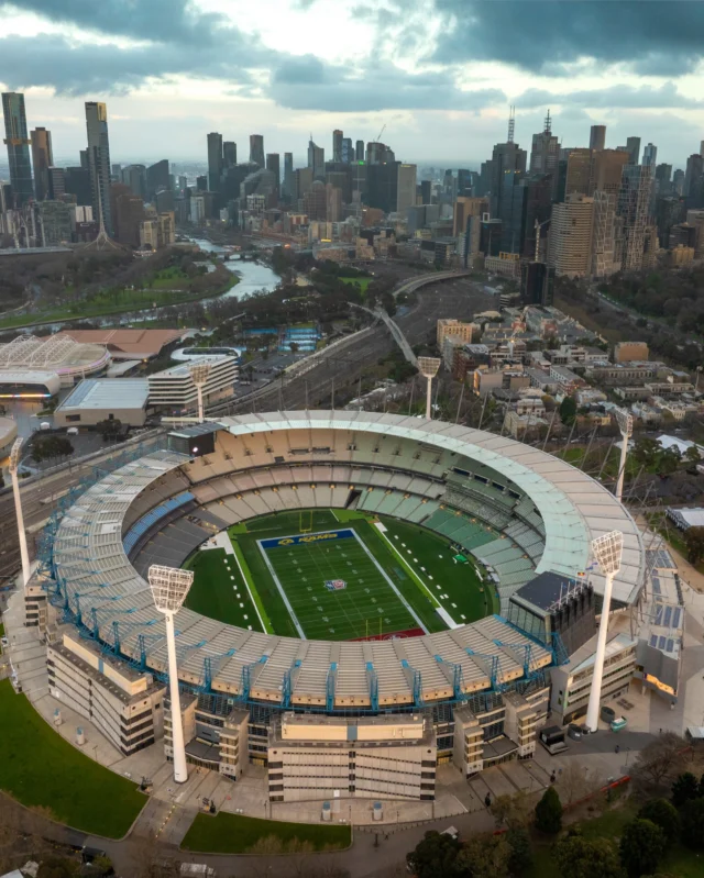 🏈 NFL eve is here! 🇺🇸🏉 The countdown is almost over. Tomorrow, the NFL takes over the MCG — and looking at these incredible photos by @walking_perspective, Melbourne is ready. 👀

So, what’s on at @melbourneskydeck & @89_eureka for NFL weekend?

📍 MELBOURNE SKYDECK
Take game day to new heights with our Footy Fever Offer - $25 admission, including a house beer or wine. Head 88 floors above the city for breathtaking 360° views across Melbourne — including a perfect view of the MCG.

📍 EUREKA 89
Make NFL weekend one to remember with a premium 3-course lunch or dinner, 89 floors above Melbourne.
We’re opening especially for lunch tomorrow, Friday 11 September, as well as Saturday 12 and Sunday 13 September.

🏈 NFL. The MCG. Melbourne from above.
Tomorrow, the world’s biggest sporting stage meets Melbourne. And we’ve got the best seat in the city. 👀

📸 @walking_perspective 🙌

#NFL #NFLinMelbourne #NFLMelbourne #NFLAustralia #NFLAUNZ

Melbourne NFL weekend | NFL at the MCG | Things to do in Melbourne this weekend | Melbourne Skydeck | Eureka 89 | Melbourne views | Melbourne dining | NFL Melbourne 2026
