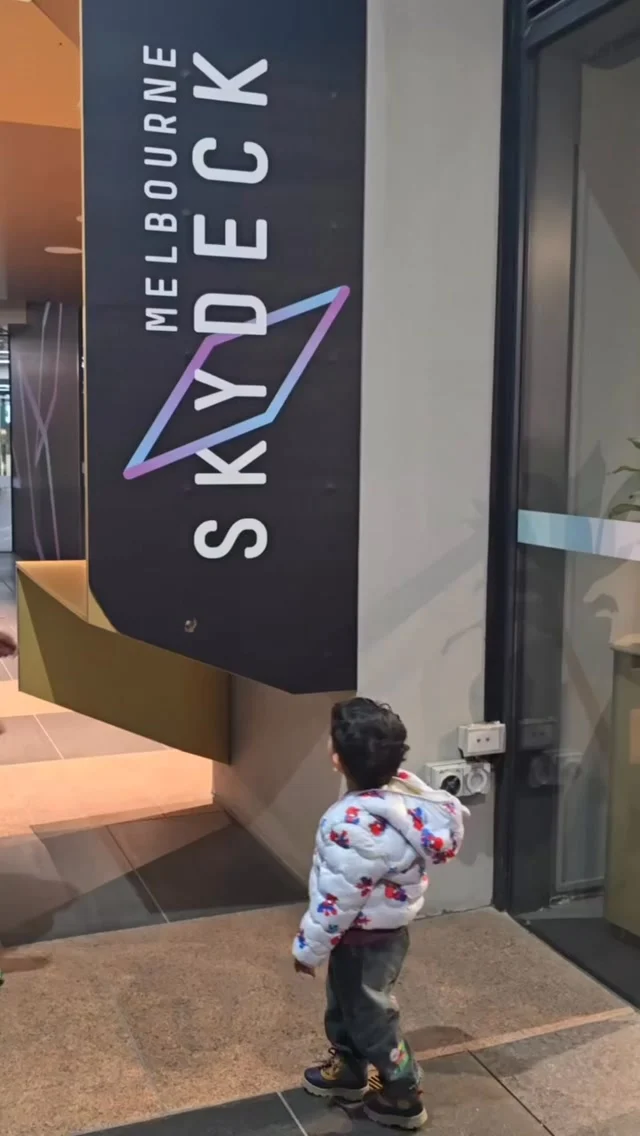 Not to put any ideas in your head… 👀 but this could be you and your family these school holidays at Melbourne Skydeck! 

Get your head in the clouds and take family time to new heights with breathtaking 360° views of Melbourne, the thrill of The Edge and the immersive Voyager Theatre VR experience.

And the best part? The Family Fun Bundle means you can save up to 20% on family tickets!

🎟️ Family bundles from $64
👶 Ages 0–3 FREE
🌆 360° Melbourne views

Available until 19 October 2026.

School holidays won’t last forever… but the memories will. ✨

Looking for family activities in Melbourne or things to do with kids in Melbourne? Add this one to the list!

📸 @tiny_djs_tales 🙌

#MelbourneSkydeck #SchoolHolidays #WhatsonMelb #VisitMelbourne #Melbourne